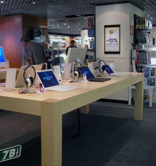 fnacappleshop10.jpg