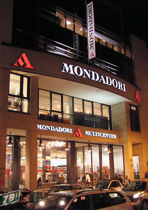 mondadorimarghera1.jpg