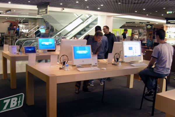 fnacappleshop05.jpg