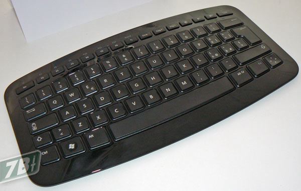 16-08687g_msftarckeyboard.jpg